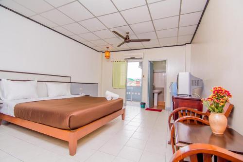 Sutus Court 3 Room Type - Standard Double Room