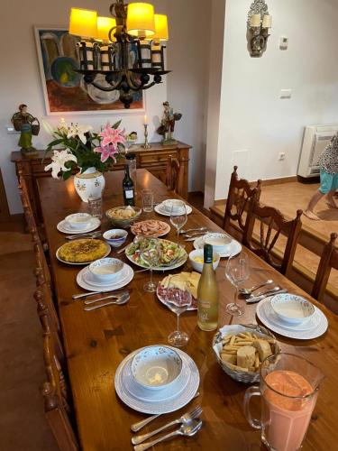 餐廳, Finca las Encinas in 龍達城限區