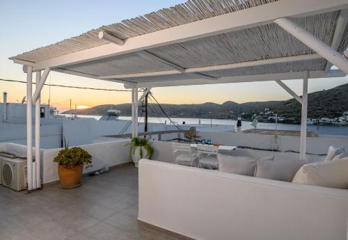 Villa Katapoliani I chambre d'hôte Vroútsis