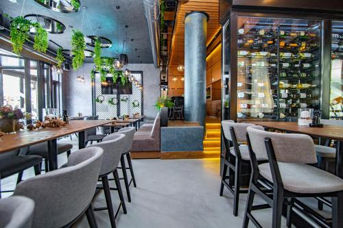 ห้องอาหาร, Vila Maša Zlatibor (Vila Masa Zlatibor) in เยเซโร