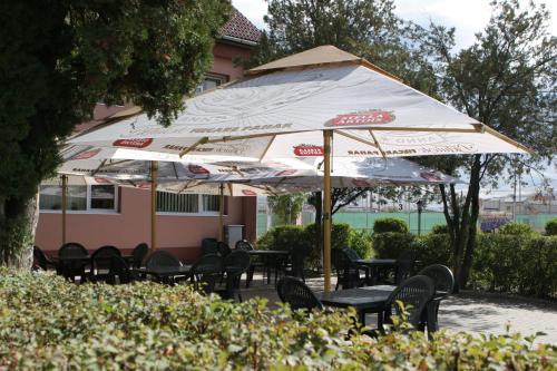 Bar/lounge, Hotel Pamira in Sibiu