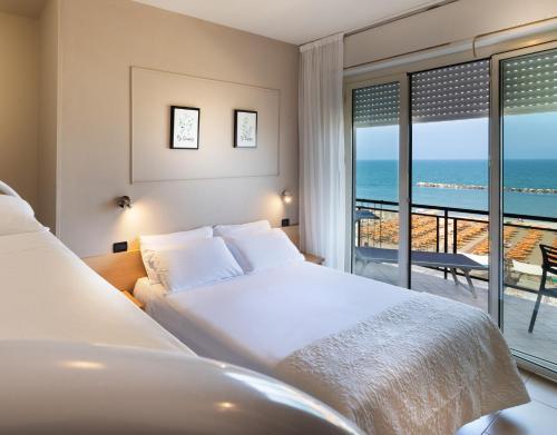 Comfort Double Room with Sea View