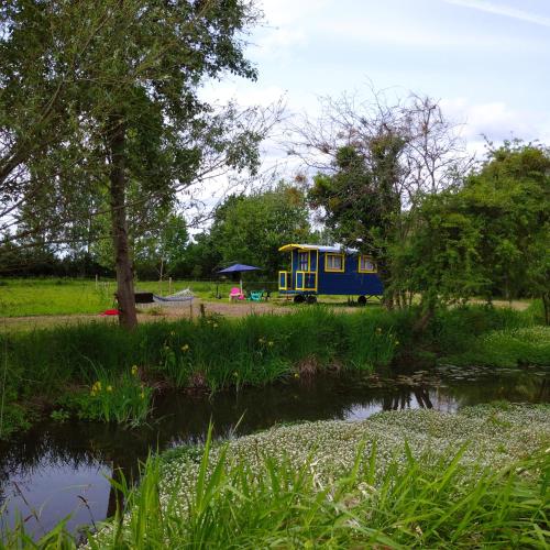 La Roulotte Du Moulin De Palet gîte à louer Beaufort-en-Vallée