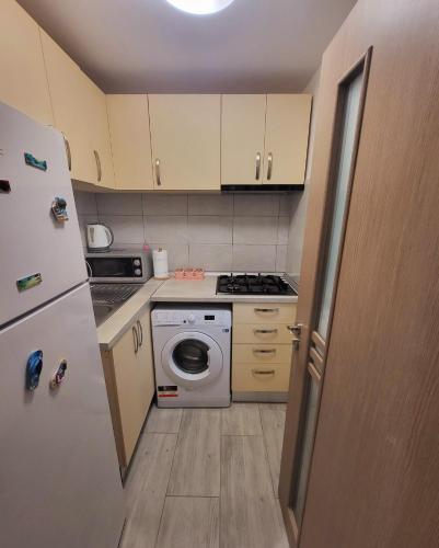 Apartament Constanta Mamaia Ciresica - image 4