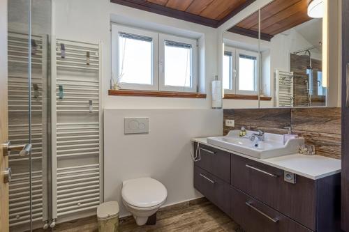 Apartment with Sea View image 10