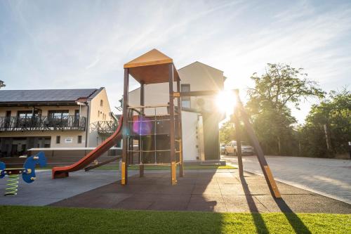 La Vita Prémium Panzió (La Vita Premium Panzio) in Gyula