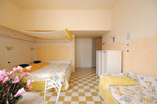 Bellavista Lakefront Hotel & Apartments - Riva del Garda