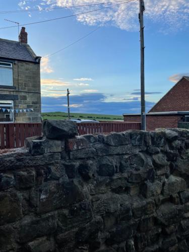 Port Mulgrave cosy cottage