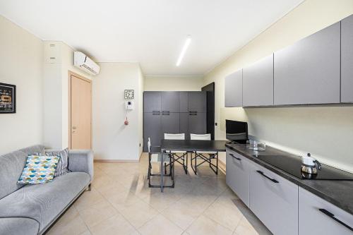  Appartamento in Villa Beatrice PT7 by Wonderful Italy in Toscolano-Maderno