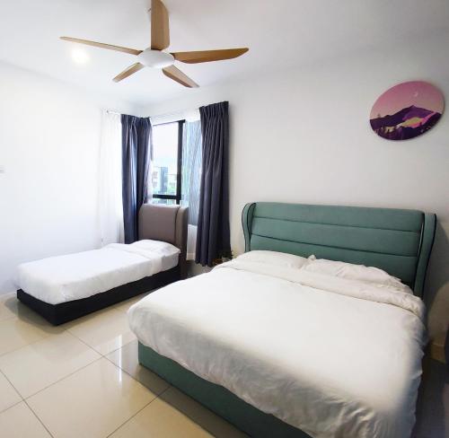 Manhattan Condo 8-11pax (2min to Aeon & Lotus)