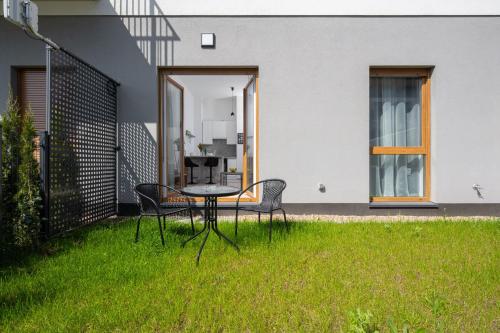 Balkon/teras, Exclusive Apartment Kajdasza Wroclaw by Noclegi Renters in Jagodno