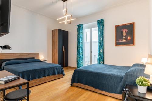 Queen Room with Spa Bath