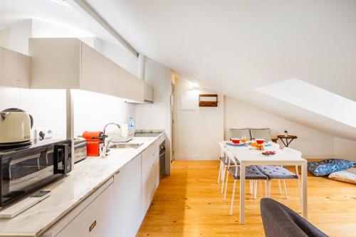 Oporto Loft with Mezzanine