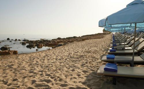 I Resort Beach Hotel & Spa - image 6