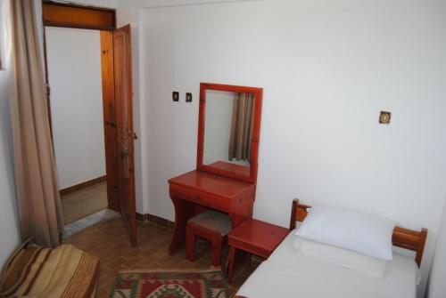 1 twin bed