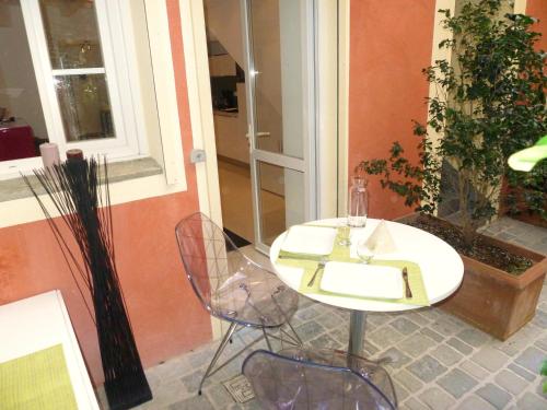 NICE VILLAGE1 AP2087 by RIVIERA HOLIDAY HOMES, Nice (fotografie 3)