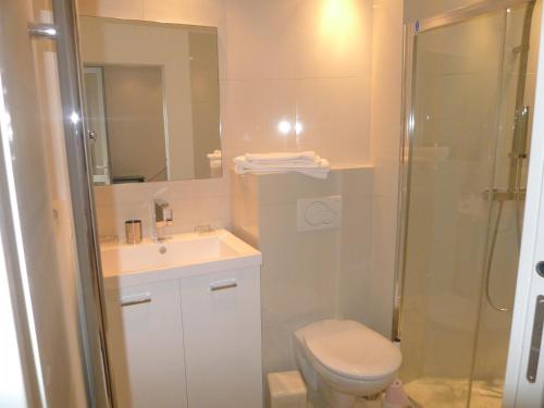 NICE VILLAGE1 AP2087 by RIVIERA HOLIDAY HOMES, Nice (fotografie 9)