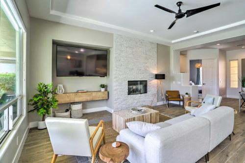 Updated and Modern Palm Desert Hideaway with Pool in Palm Desert, USA