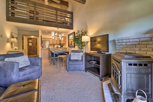 Alpine Meadows Condo with Mtn Views Near Lake Tahoe