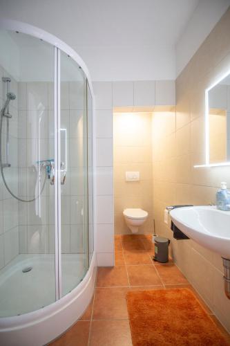 Apartment mit kleinem Innenhof im Erdgeschoss für bis zu 4 Personen