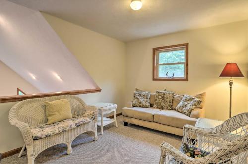Lake Harmony Home with Hot Tub Deck and Game Room - image 12