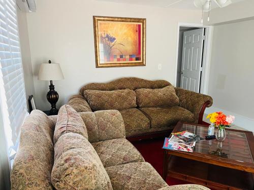 Near French Quarter Nice Two Bedrooms+