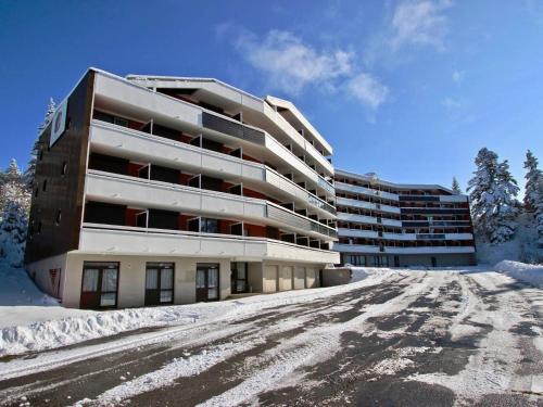 Appartement Chamrousse, 2 pièces, 6 personnes - FR-1-549-53