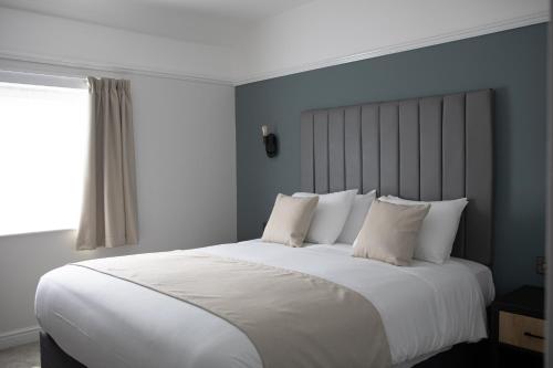 Lion Hotel, Nottinghamshire