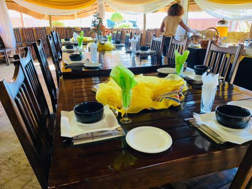 Xisaka Guest House in คียานี