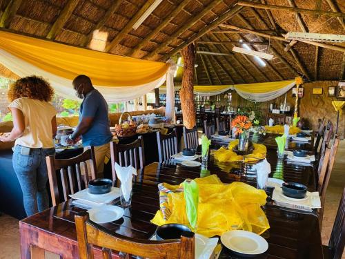 Xisaka Guest House in คียานี