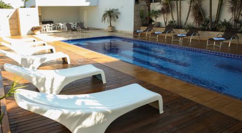 Swimming pool, VOA Hotel Vivaldi Cataratas in Portal Da Foz