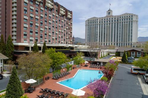 Exterior view, Little America Hotel Salt Lake City in Salt Lake City (UT)