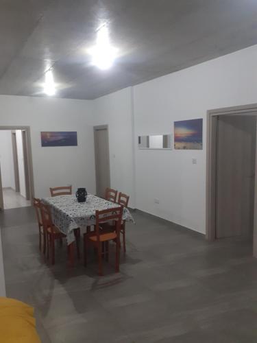 ARIADNIS 3 BEDs apt in Pomos