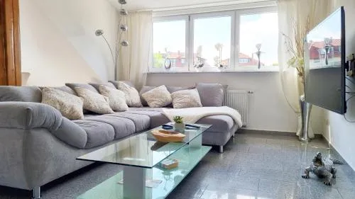 Famous 24h Check-in, 100 qm, Klima, Loggia in Braunschweig, Deutschland