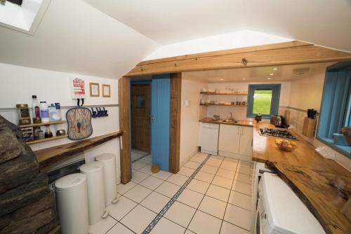 Зовнішній вигляд готелю, Tigh Bhisa Blackhouse in Carloway