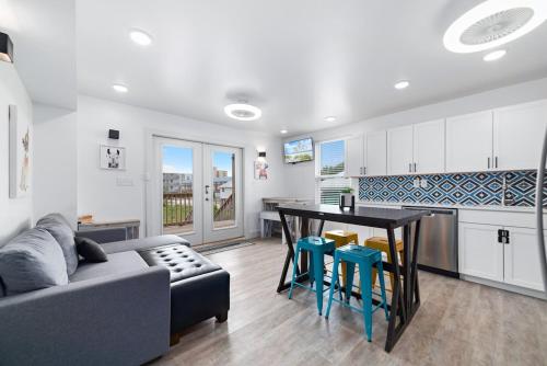 Pipedream West Unit B