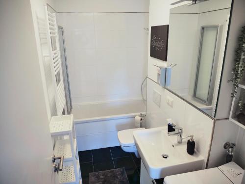 浴室, Apartment SCHILLER I - Erfurt Zentrum in 布魯沃爾施塔特