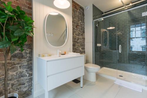 Four-Bedroom House image 7