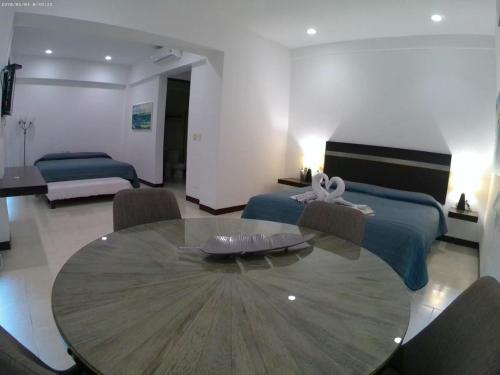 Hotel Plaza Playa – Playa del Carmen, TX