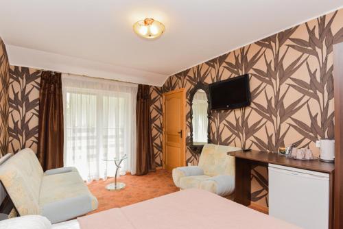 Family Room with Balcony image 5