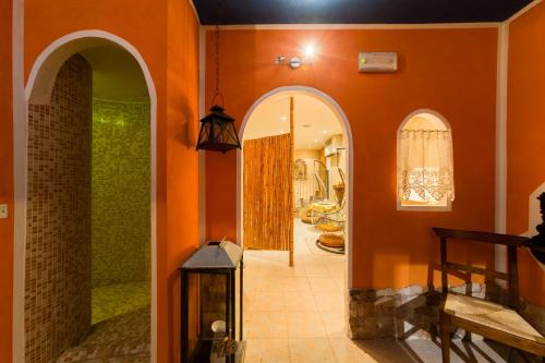 Sauna, Hotel Canarino in Riva Del Garda City Center