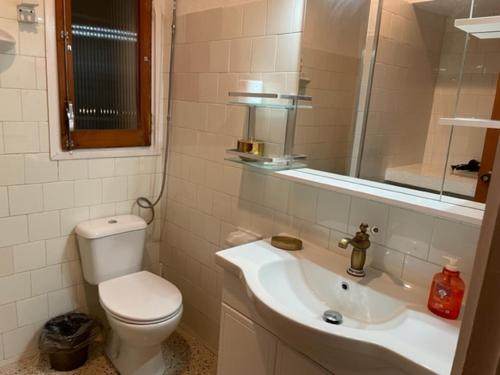 Отдельный этаж-апартаменты в традиционном испанском доме Отдельный этаж-апартаменты в традиционном испанском доме