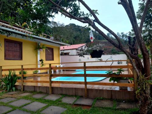 Bassein, Chácara Monte das Oliveiras (Chacara Monte das Oliveiras) in Marechal Floriano