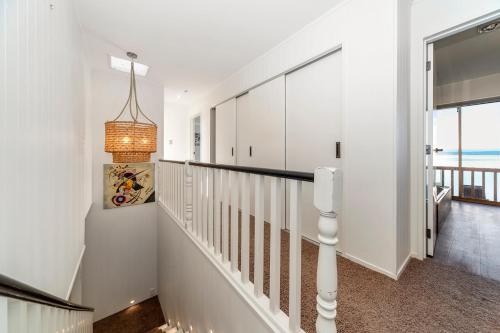 Five-Bedroom House image 10