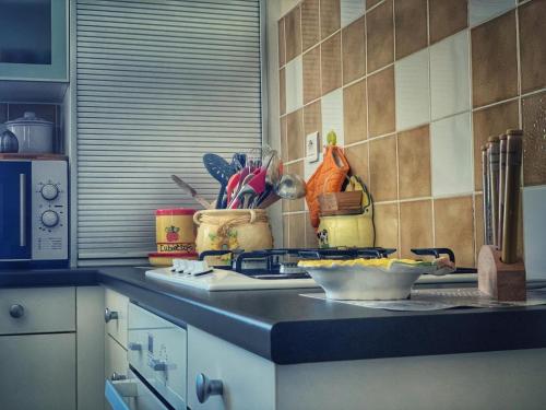 Gîte Neuvic 4 pièces 5 personnes - FR-1-616-110 - image 2