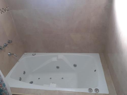 화장실, Lo de Cheo in 바케로스