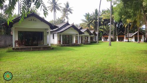 Sunset Springs Beach Retreat Room Type - Standard Twin Room