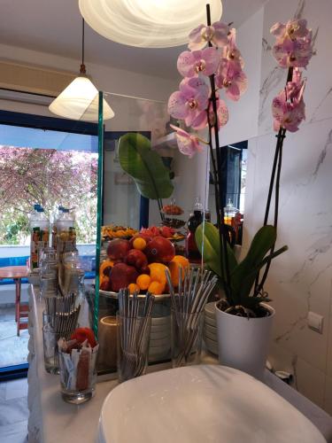 อาหารและเครื่องดื่ม, Doron Hotel Delfini in เกาะแนโซส