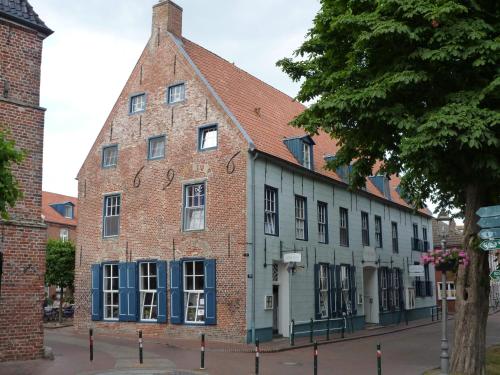 . Hohes Haus