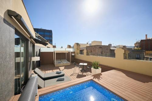 Deluxe Double Room with Terrace and Private Pool